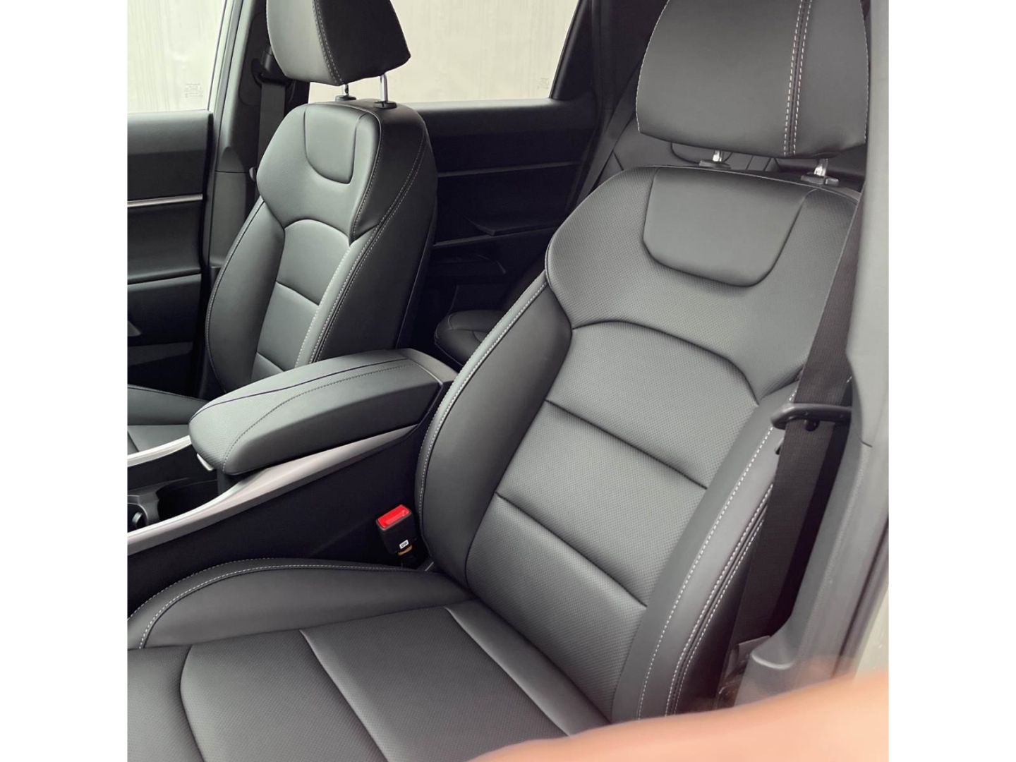 Fahrzeugabbildung Ssangyong Torres Petrol 1.5 2WD 6AT Quartz