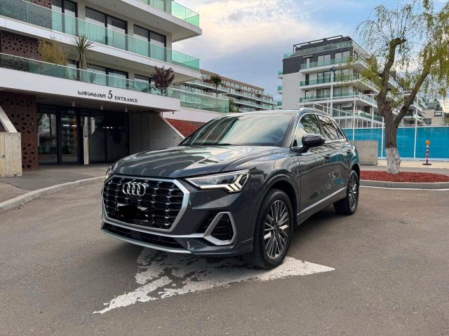 AUDI Audi Q3 2.0 Benziner quattro
