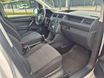 Volkswagen Caddy - 9