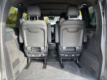 Fahrzeugabbildung Mercedes-Benz V 250d Kompakt AMG*360°Kam*2xEl.Tür*Burmester*