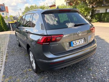 Volkswagen Tiguan - 12