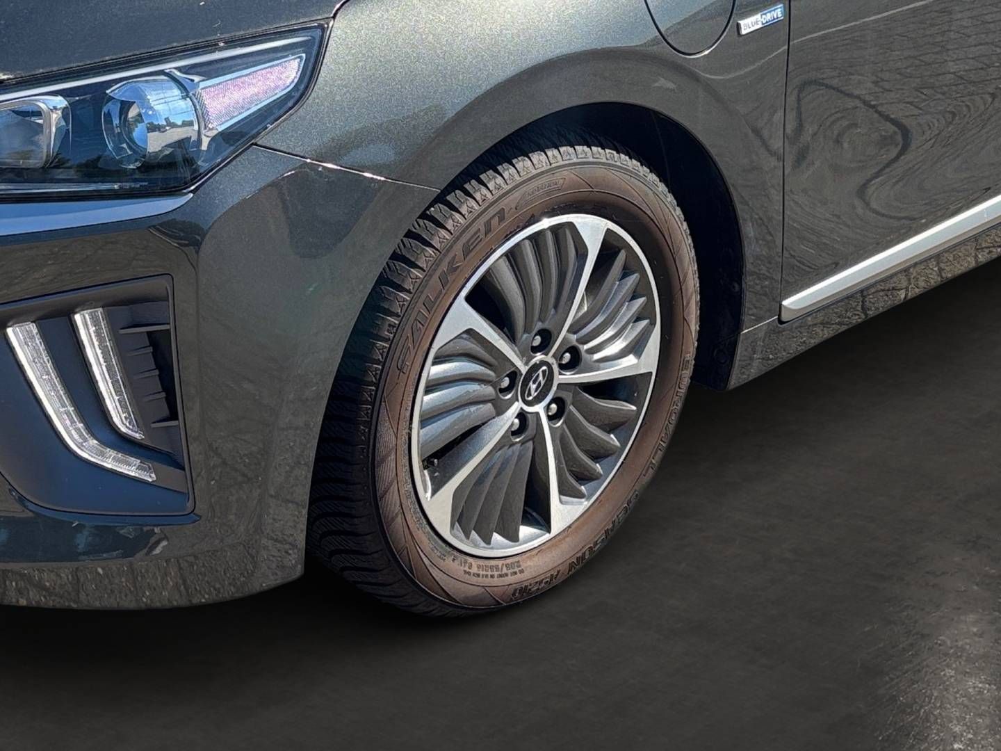 Fahrzeugabbildung Hyundai IONIQ Facelift PLUG IN Hybrid TREND-Paket