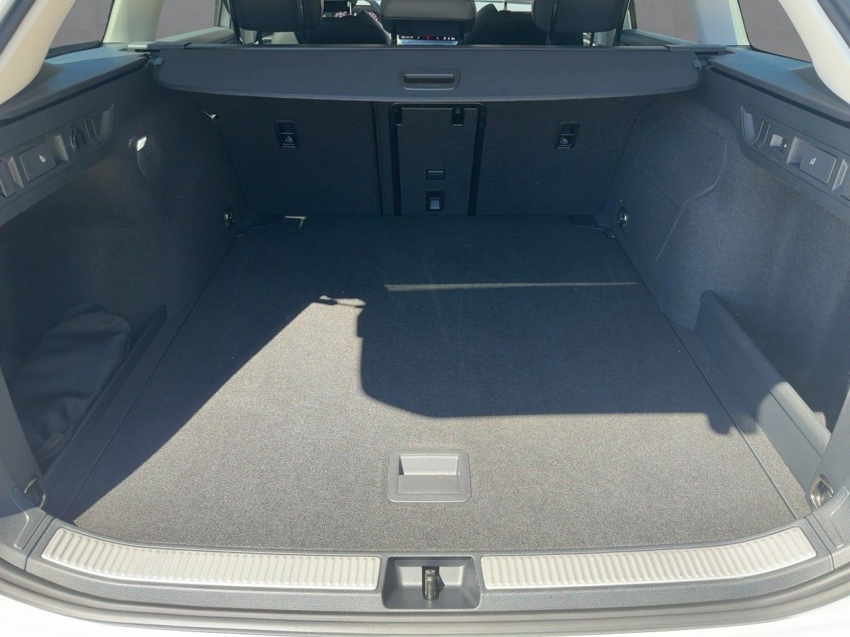 Volkswagen Passat Variant - Bild 14