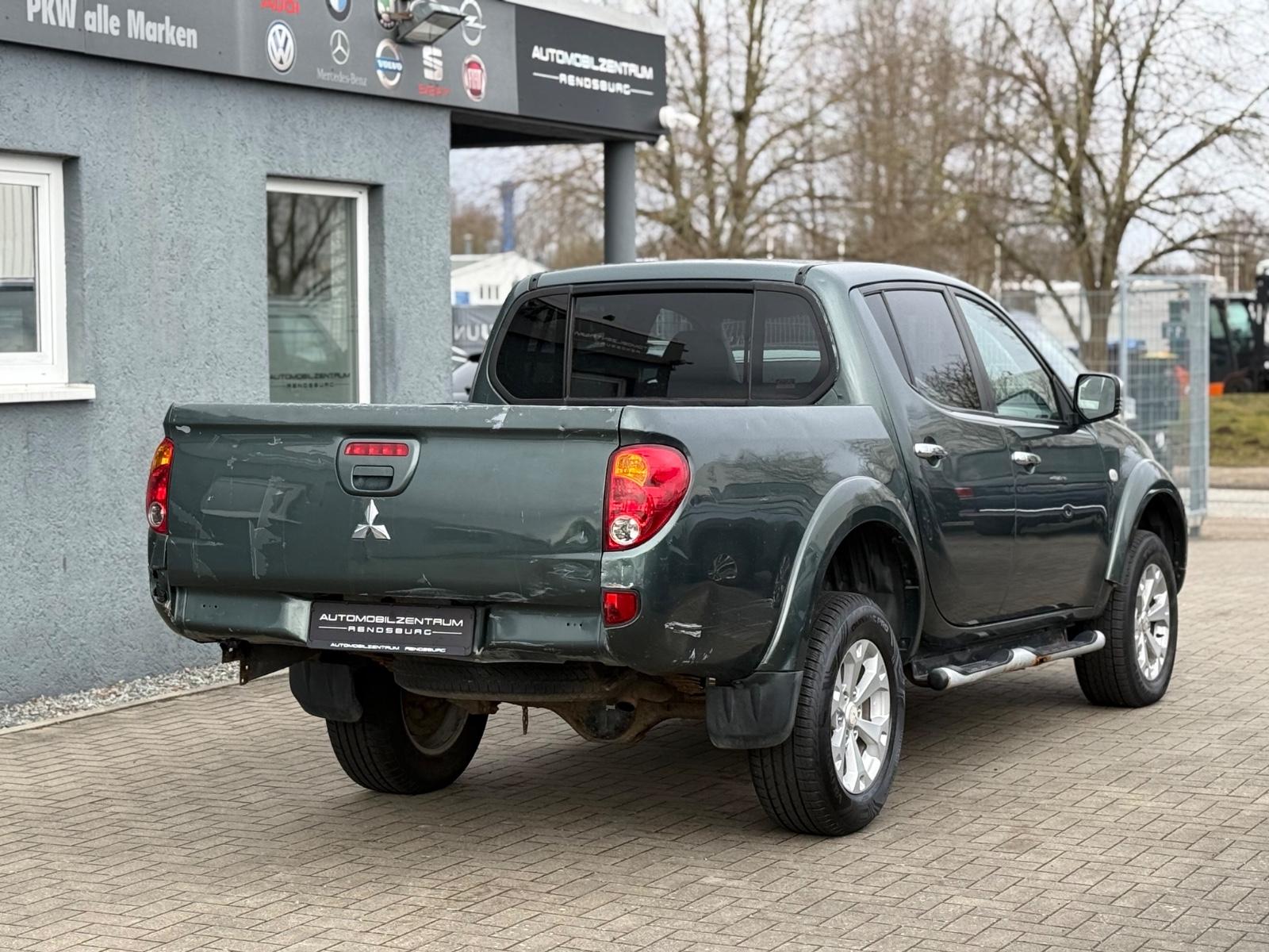 Mitsubishi L200 Intense 2.5 Doppelkabine 4WD /KLIMA/4x4/
