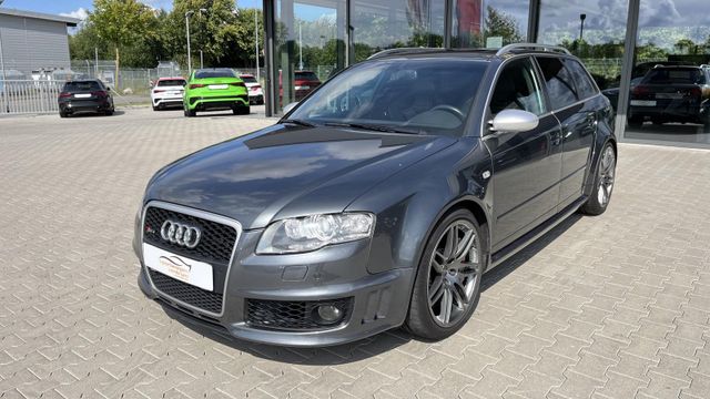 Audi RS4 Avant 4.2 FSI quattro, Sportfahrwerk, Bose