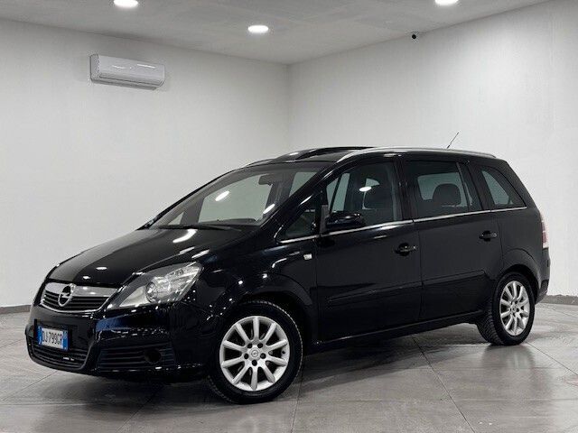 Opel Zafira 1.6 16V Twinport Cosmo