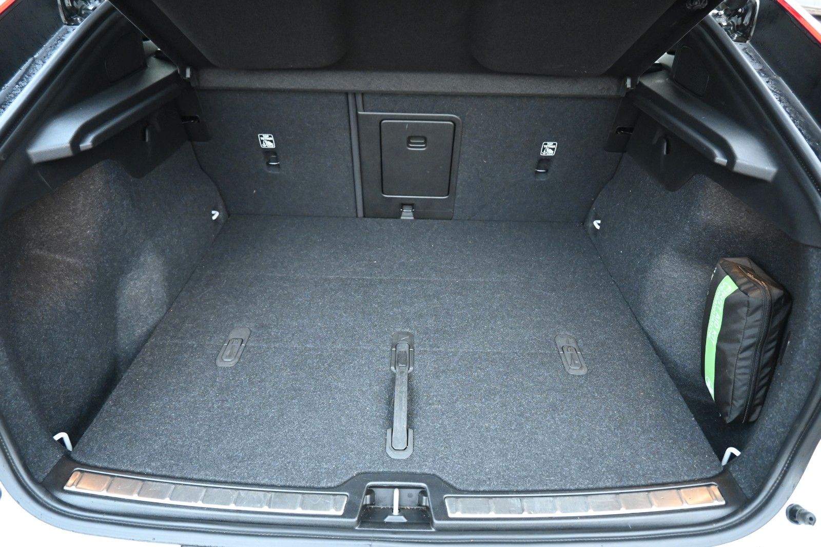 Fahrzeugabbildung Volvo C40 Twin AWD Ultimate 360°PANO°Stdhzg