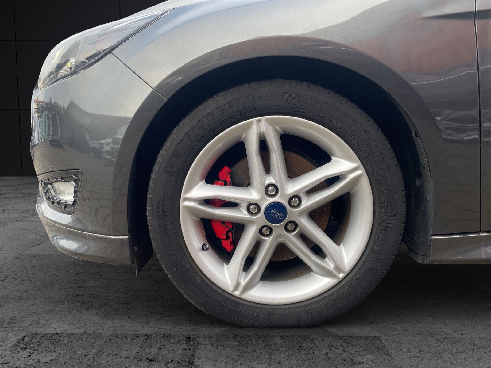 Fahrzeugabbildung Ford Focus Turnier*Sport*Kamera*SitzHZ*LenkradHZ*