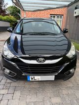 Hyundai ix35 2.0 Premium 4WD Automatik Premium - Hyundai ix35 in Hamburg