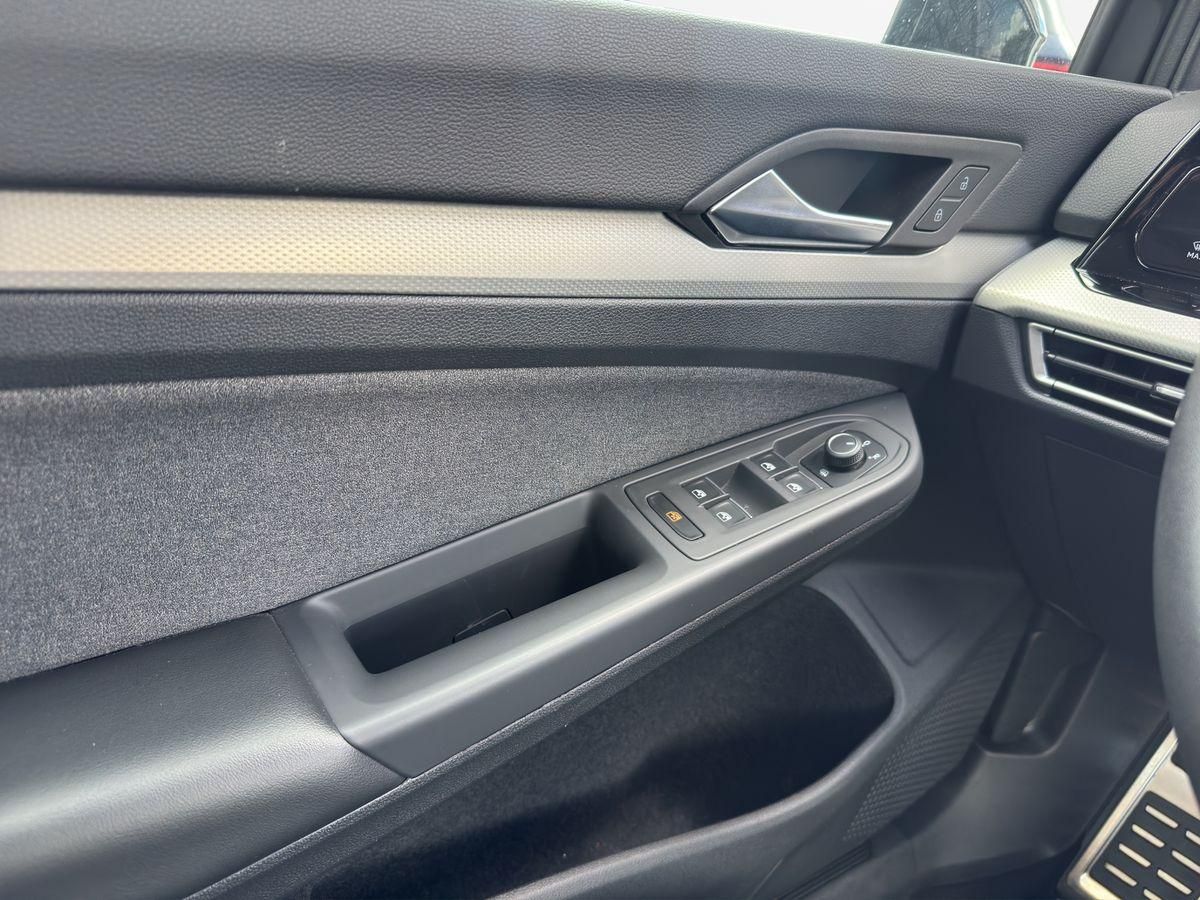Fahrzeugabbildung Volkswagen Golf Move 1.0 eTSI 81 kW