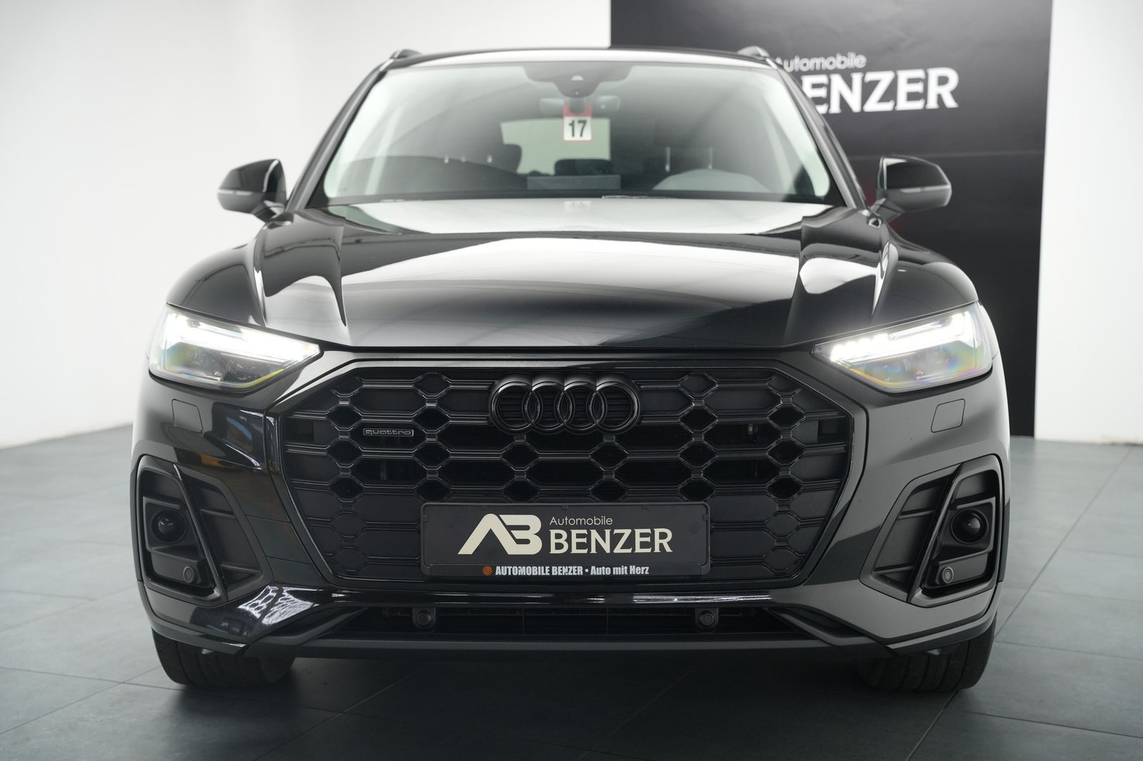 Fahrzeugabbildung Audi Q5 40 TDI *S-Line*Virtual*Rückfahrkamera*Navi