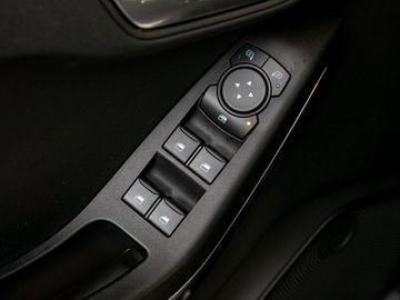 Ford Fiesta Titanium LED ACC Klimaautom DAB Ambiente