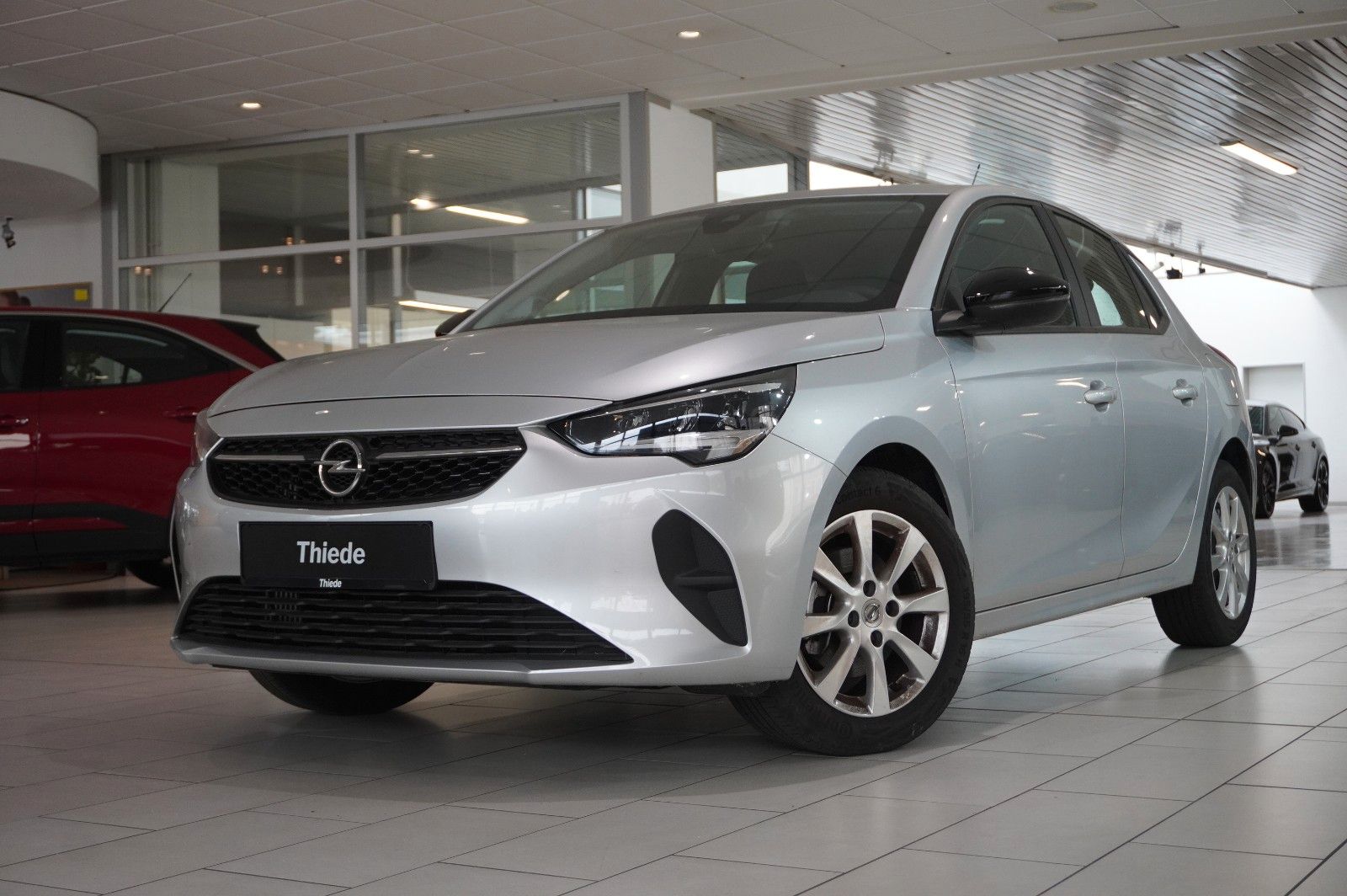 Fahrzeugabbildung Opel Corsa F 1.2T EDITION AT NAVI/LED/SPORT/TEMP/DAB+