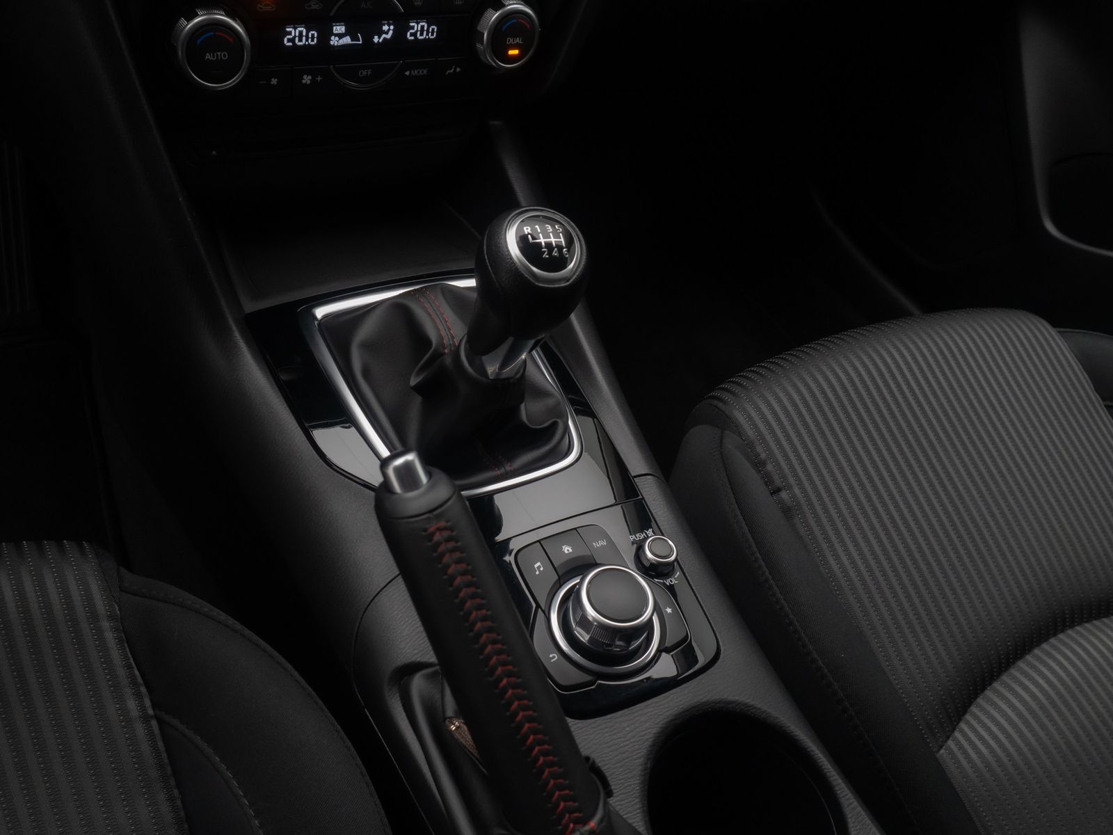 Fahrzeugabbildung Mazda 3 Center-Line HiFi Navi Tempomat Notbrems Klima