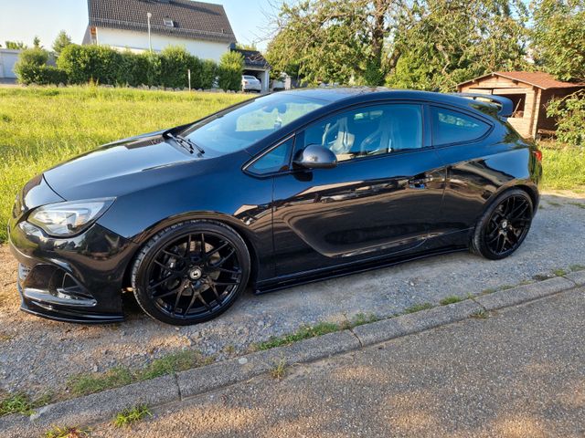 Opel Astra J GTC OPC