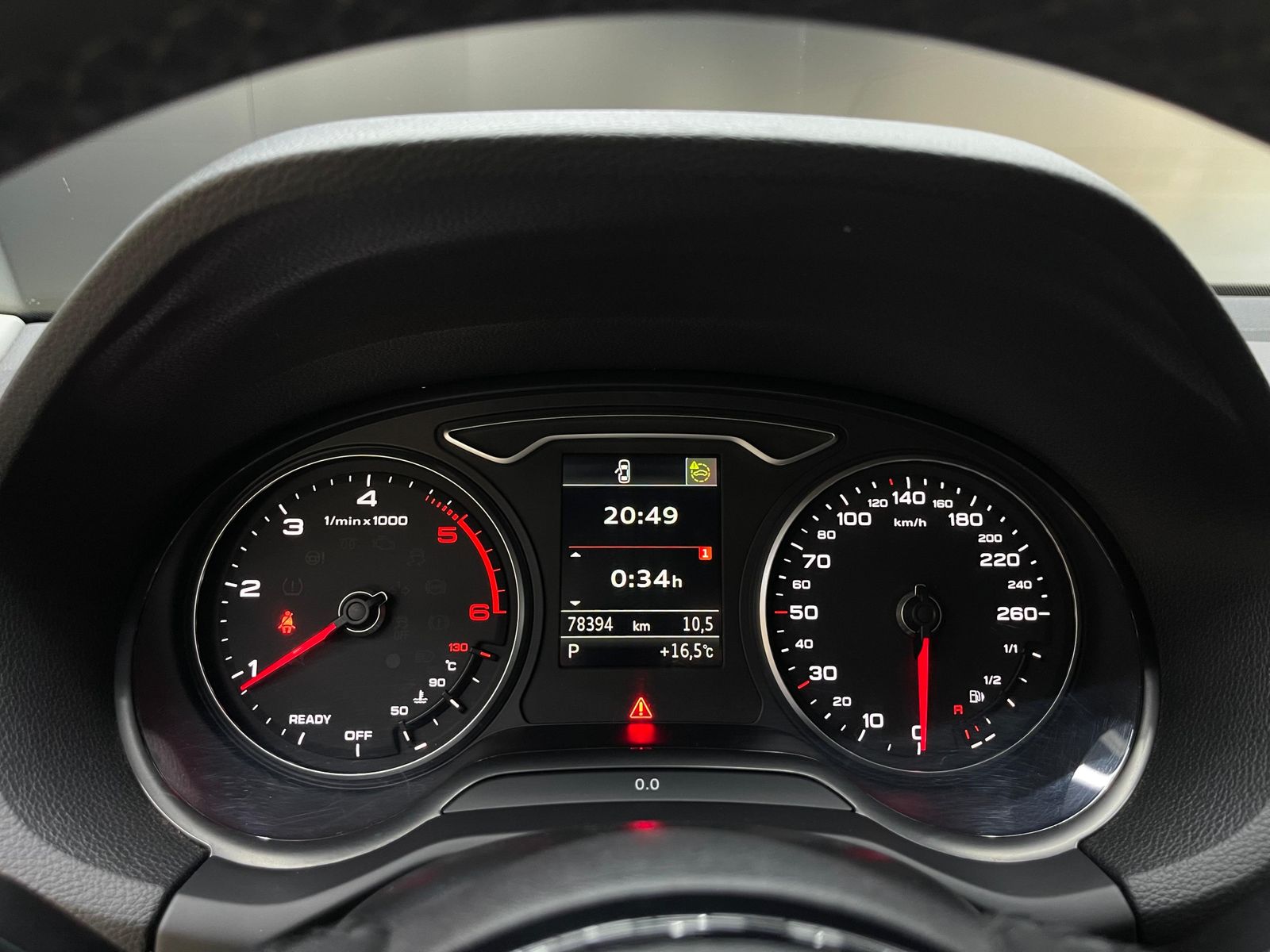 Fahrzeugabbildung Audi Q2 35d Quatt S-Tr. LED+KLIMAUT+HIFI+APS+DAB+ACC