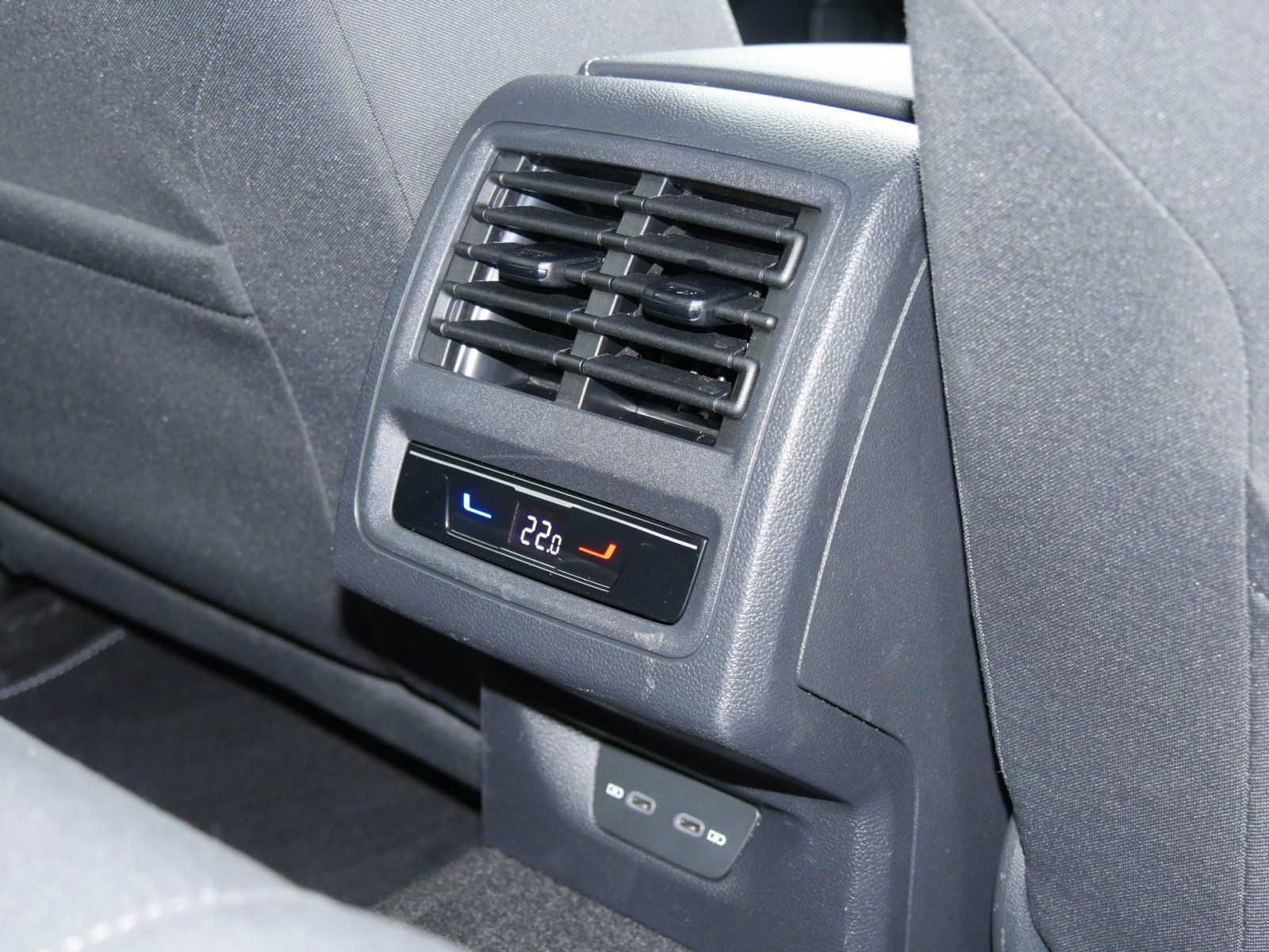 Volkswagen Golf - Bild 12