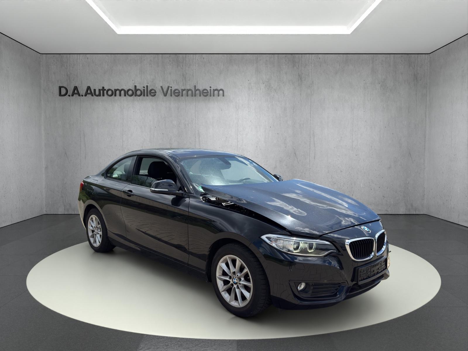 BMW 220 2 Coupe 220 i°Xenon°Navi°PDC°48TKM°1 Hand°