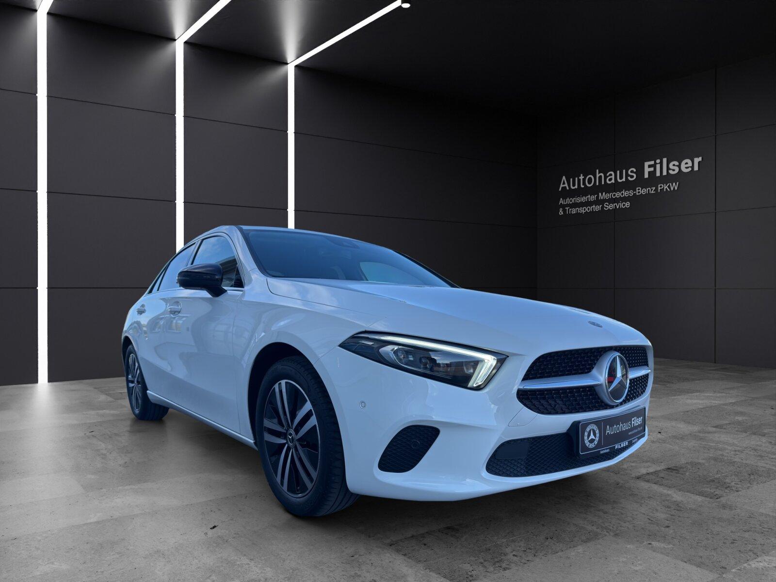Mercedes-Benz A 180*Limousine *Progressive*Navi*Multibeam*RFK