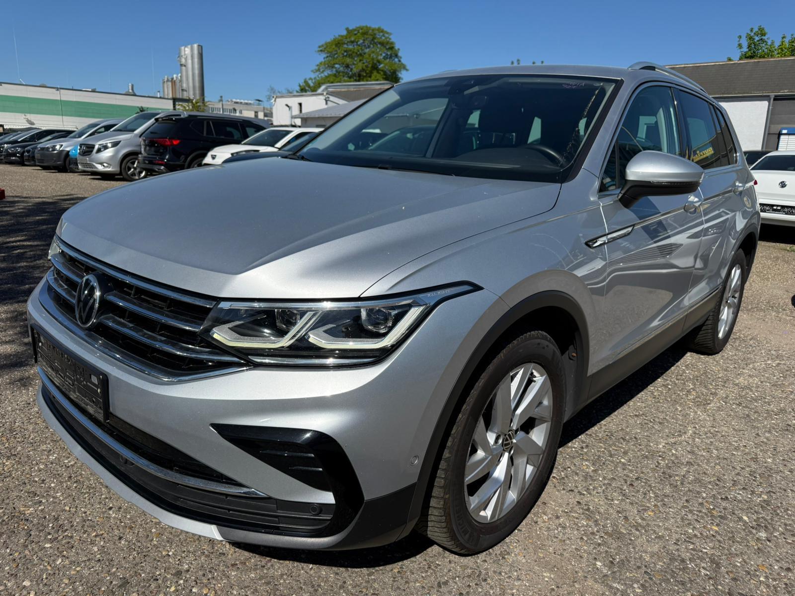 Volkswagen Tiguan 2.0 TDI DSG Elegance 4Motion/Matrix/18200