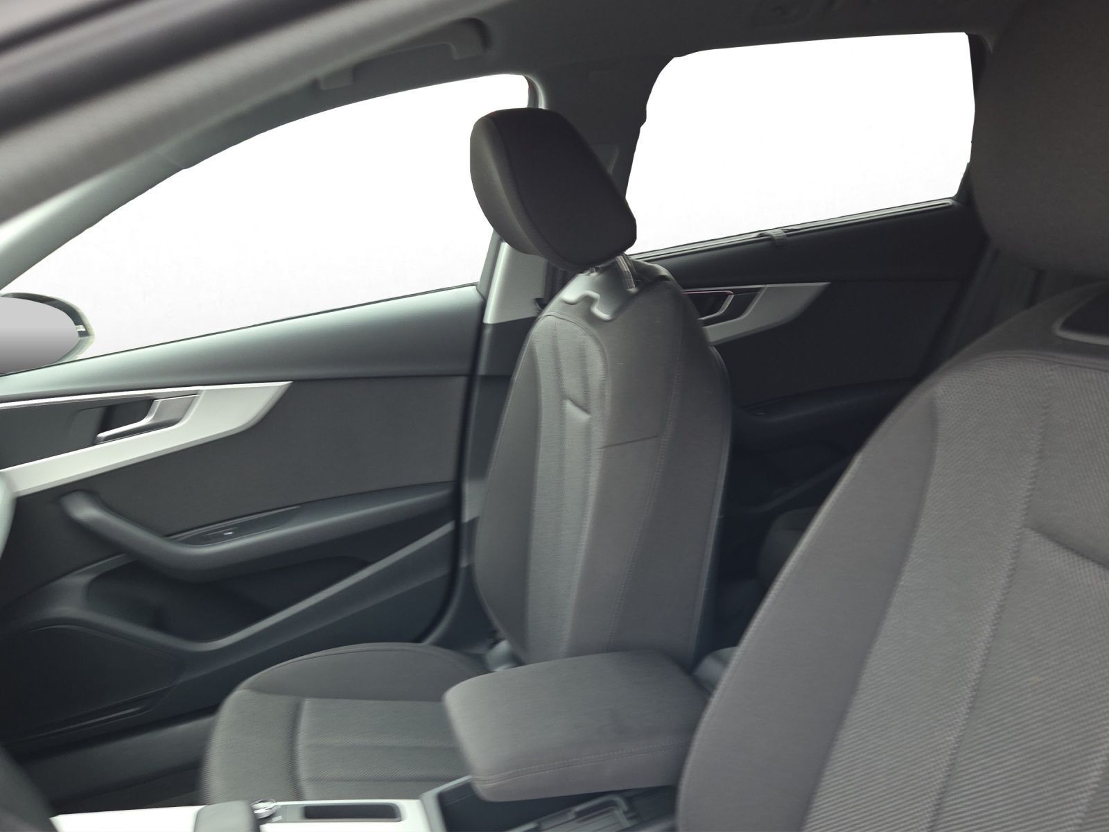 Audi A4 - Bild 10