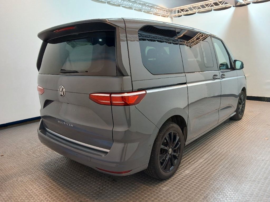 Fahrzeugabbildung Volkswagen T7 Multivan Style Pano ACC Alcantara IQ-Lights