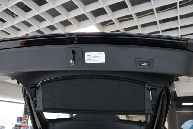 Fahrzeugabbildung BMW X4 xDrive20d M-Paket |HUP|NAVI|SHZ|BI-XENON|