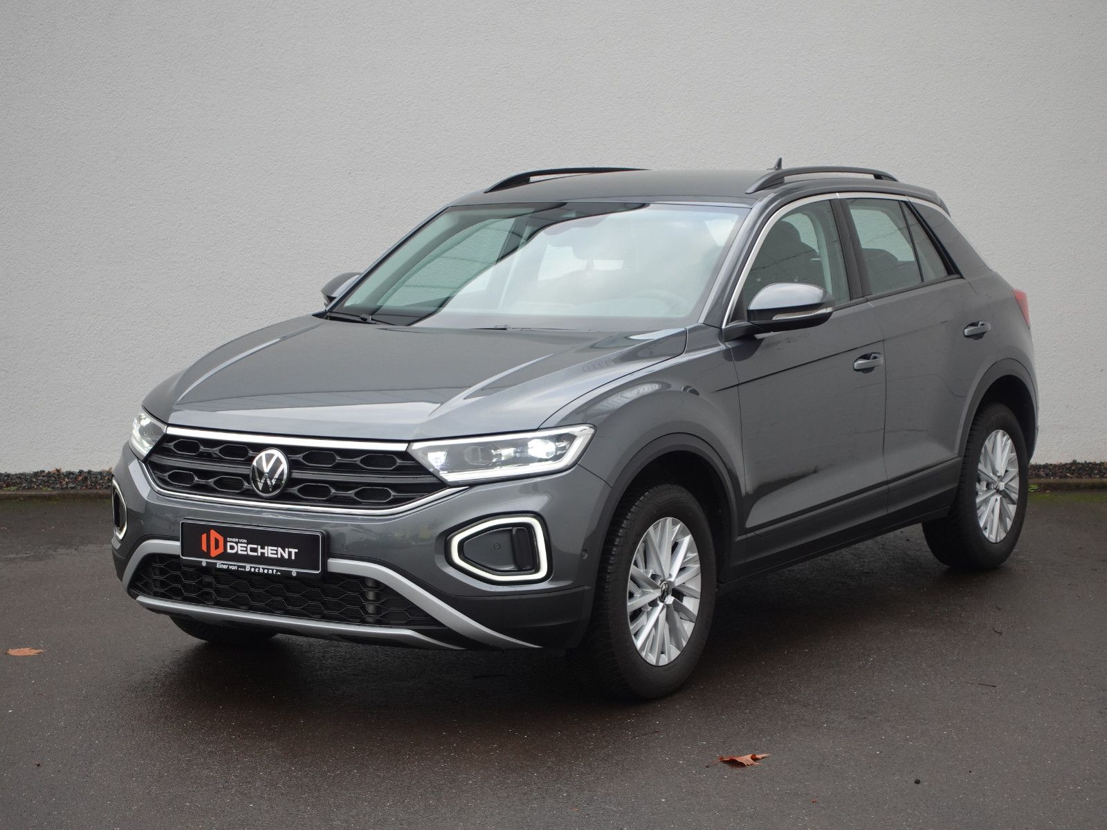 Fahrzeugabbildung Volkswagen T-Roc Life 1.5TSI DSG,Navi,AHK,Allwetter,Sitzhzg