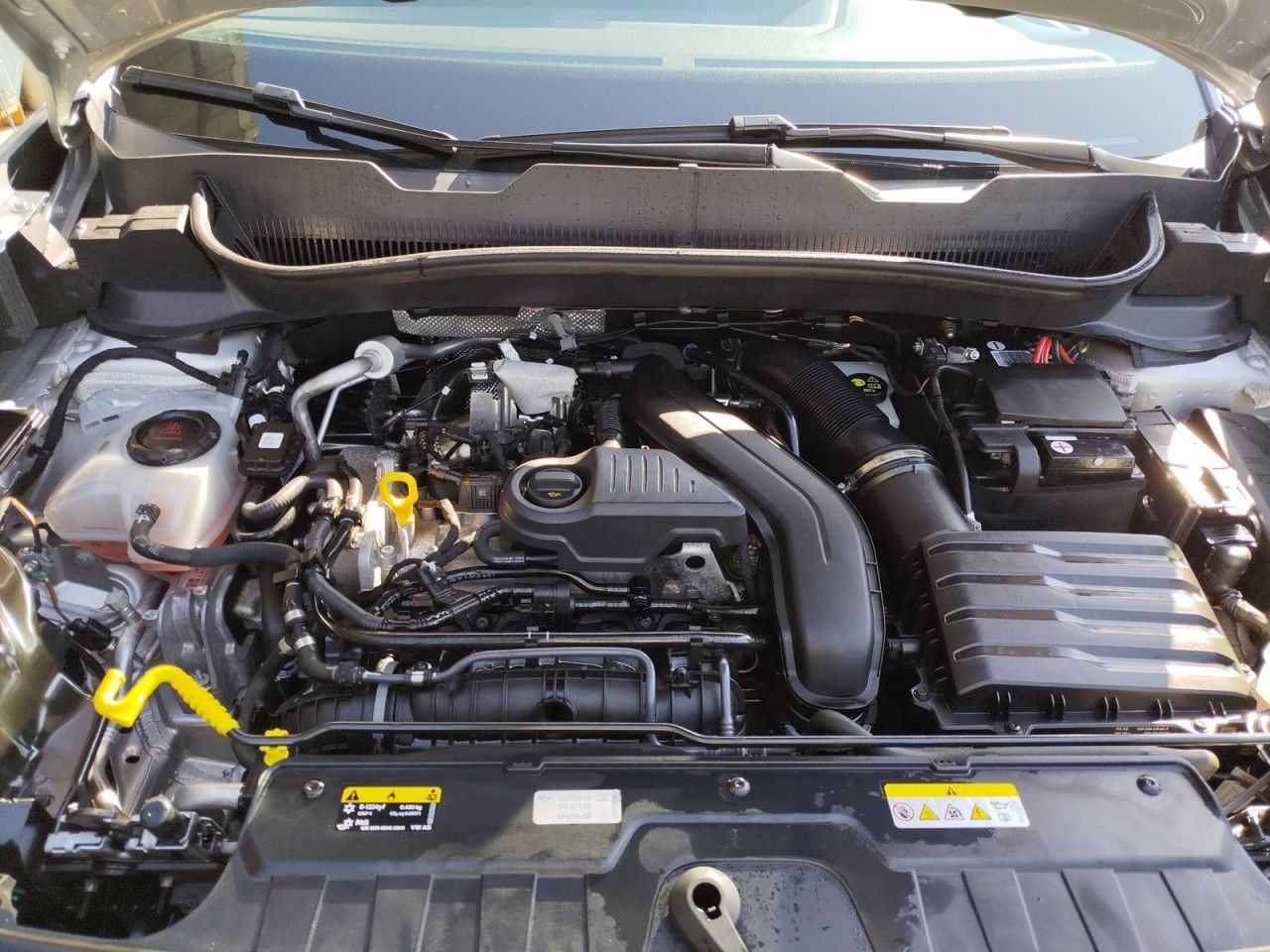 Fahrzeugabbildung Volkswagen T-Cross ACTIVE