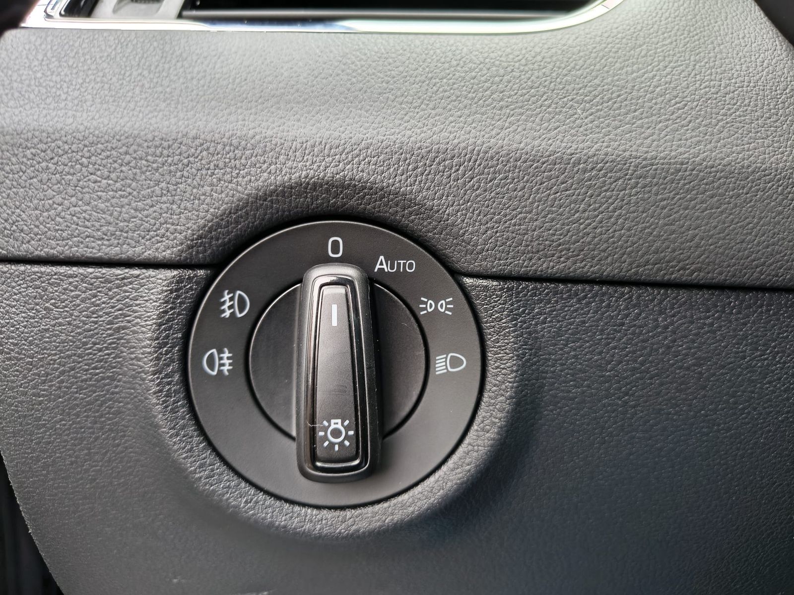 Fahrzeugabbildung SKODA Octavia RS 2.0 TDI 4x4 DSG LED+VIRT+KAM+ACC+MEMO