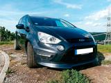 Ford Schöner S-Max 2,5 Titanium 19 Zoll, Brembo, K+N - Ford S-Max aus 2008: Titanium