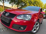 Volkswagen Golf GTI /SCHIEBEDACH/TÜV - Volkswagen Golf aus 2005: GTI