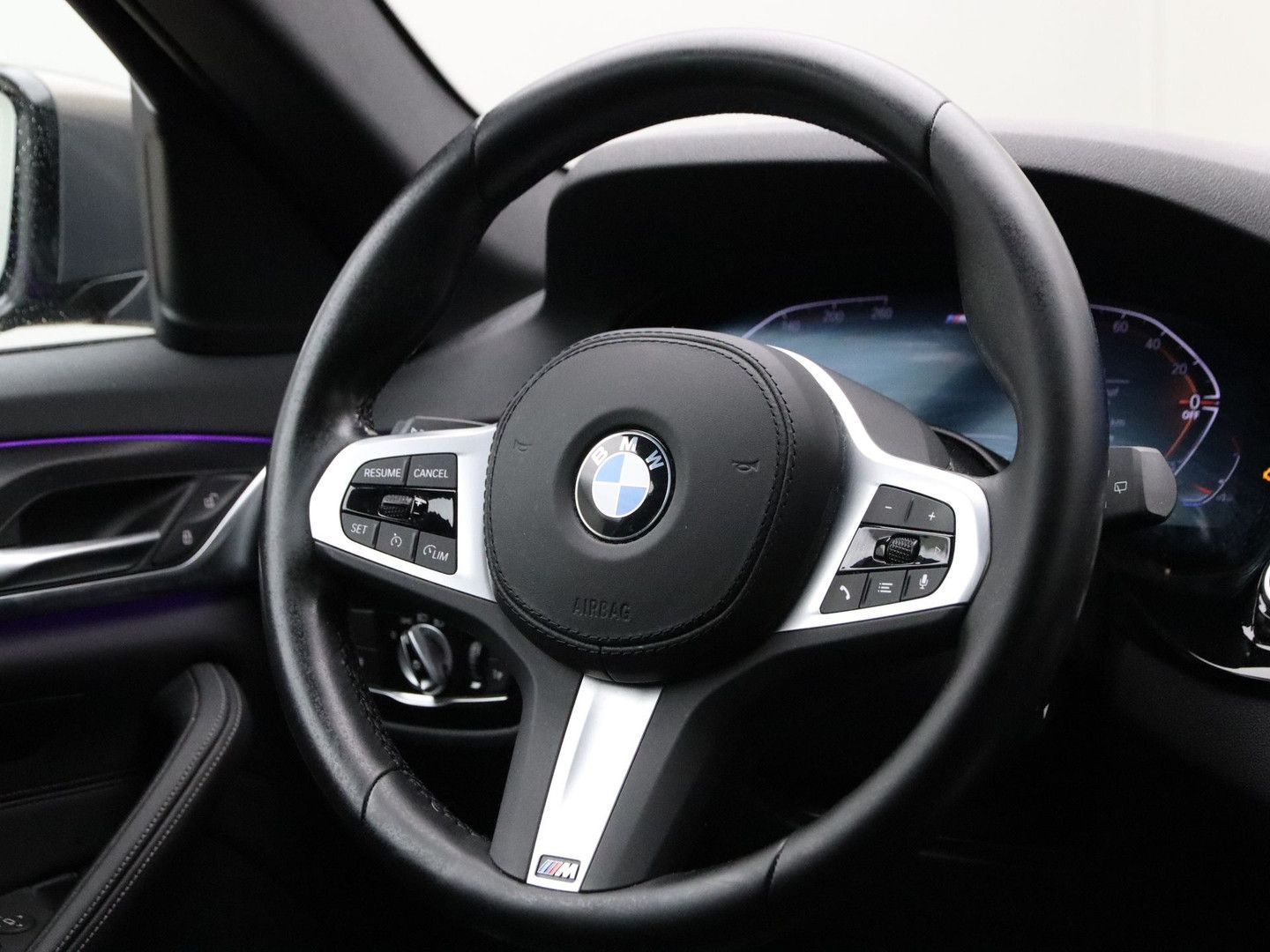 BMW 520 5 Serie 520i Touring Business Edition Plus imagem 2