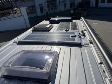 HYMER  ERIBA  HYMERCAR Yellowstone 640 8G Premium Solar ACC Schwenkbad