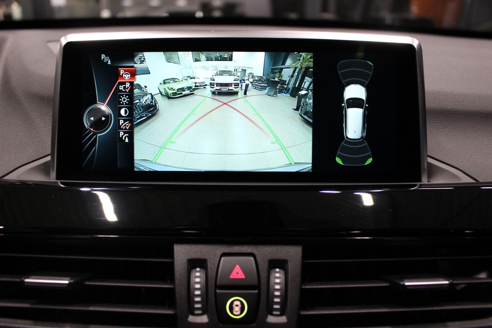 Fahrzeugabbildung BMW X1 xDrive 25 i M Sport Pano*HUD*Kamera*AHK