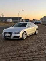 Audi A7 3.0 TFSI quattro S tronic Sportback - - silberne Audi A7