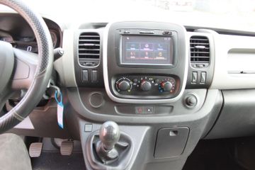 Renault Trafic - 9