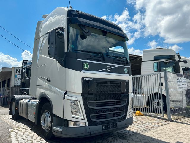 Volvo FH 500 Globetrotter XL 2 Tanks Lane Guard