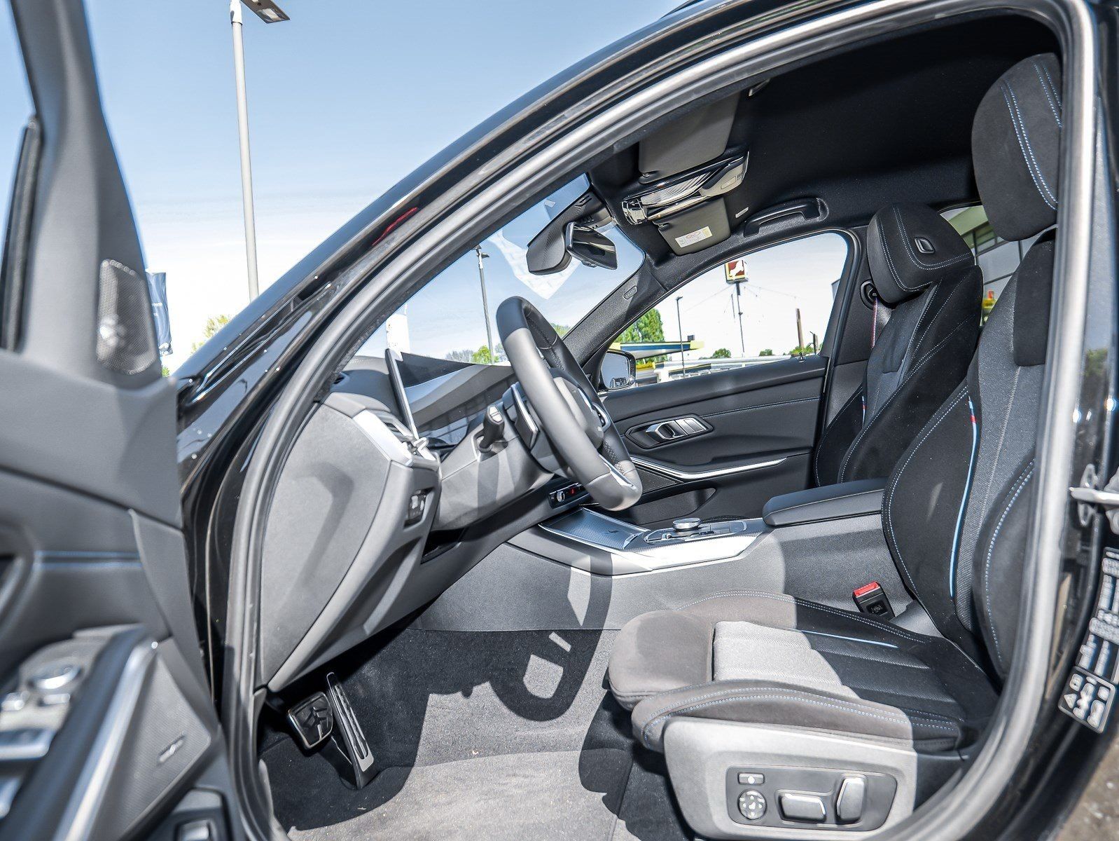 BMW 330 - Bild 6
