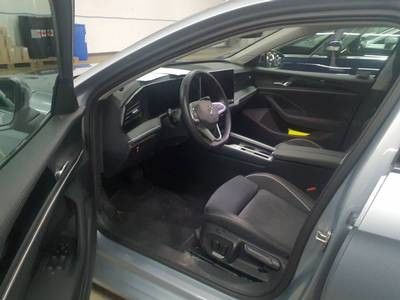 Passat Variant 1.5 eHybrid DSG BUSINESS LED+AHK+