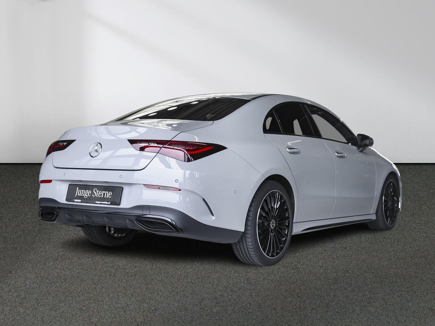 Mercedes-Benz CLA 200 AMG Special Edition Night 19-Zoll Kamera imagem 3