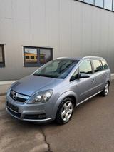 Opel Zafira Automatik 7Sitze - Opel Zafira Gebrauchtwagen in Augsburg