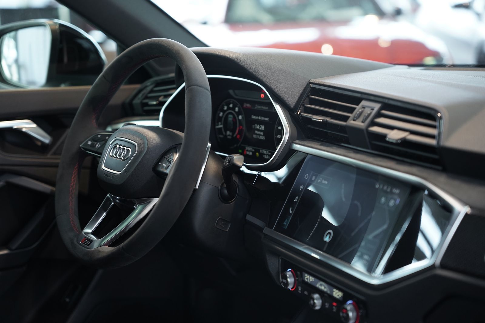 Audi Rsq3