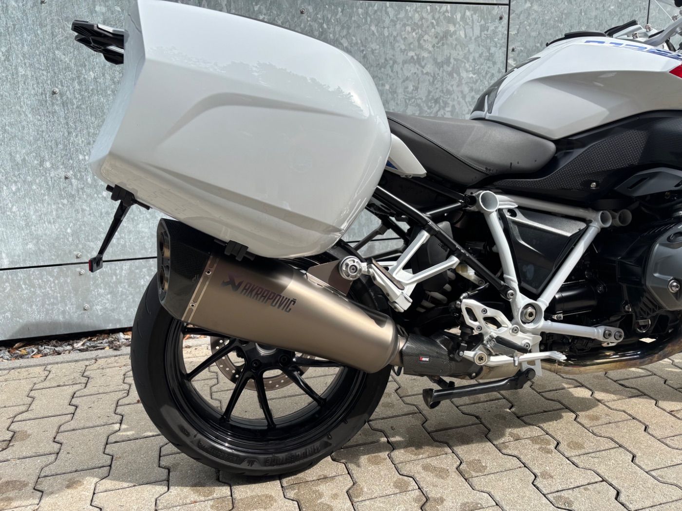 Fahrzeugabbildung BMW R 1250 RS Sport 3 Pakete Akrapovic Seitenkoffer