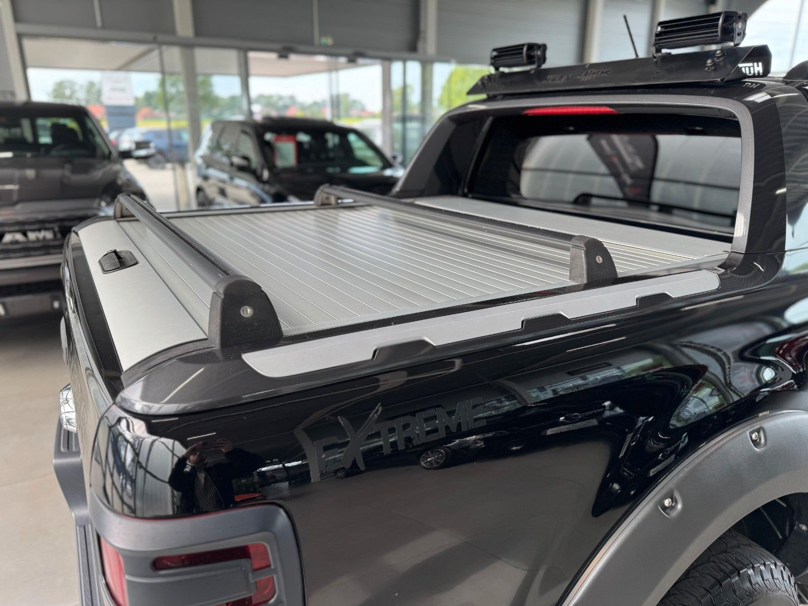Fahrzeugabbildung Ford Ranger 2.0 TDCi Aut. Panther Wildtrak DoKa 4x4