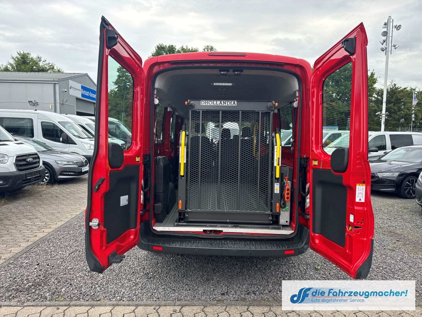 Fahrzeugabbildung Ford Transit Kombi 350 L3 Trend Temp Klima *6030