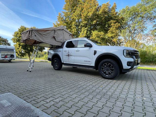 Ford Ranger Wildtrak Camper mit Dachzelt und Rollo