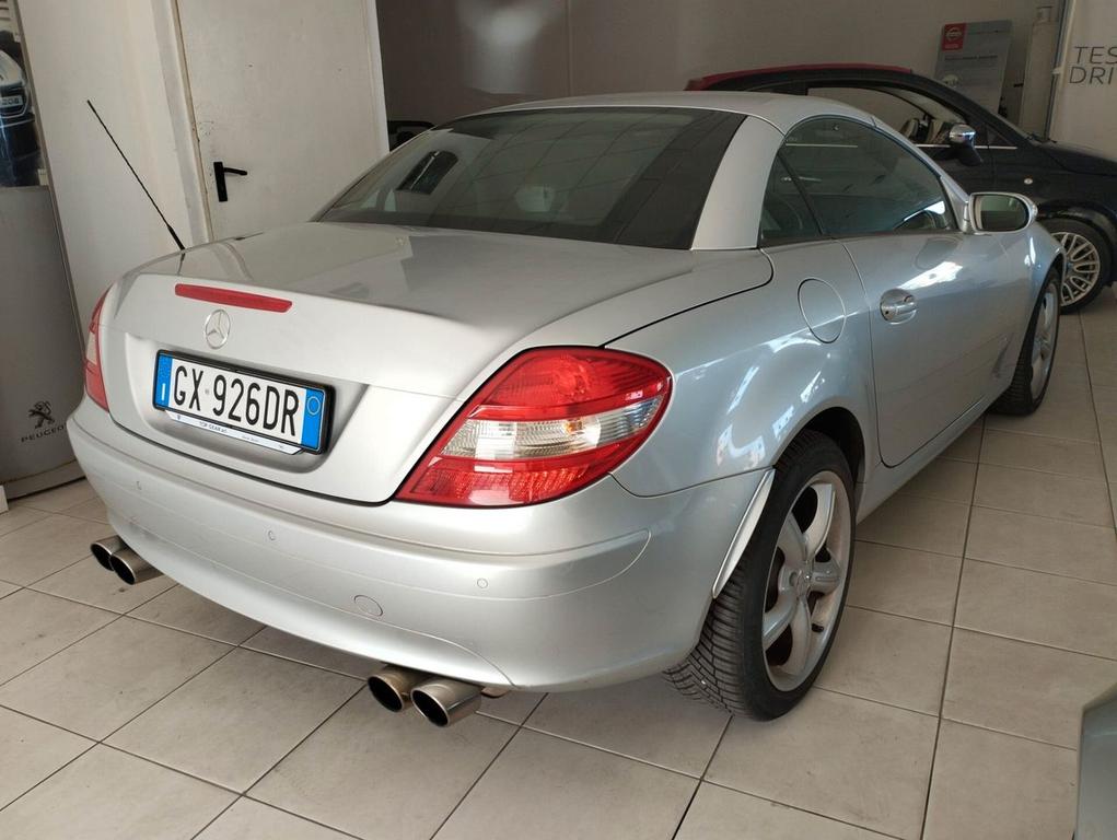 Mercedes-Benz SLK 200