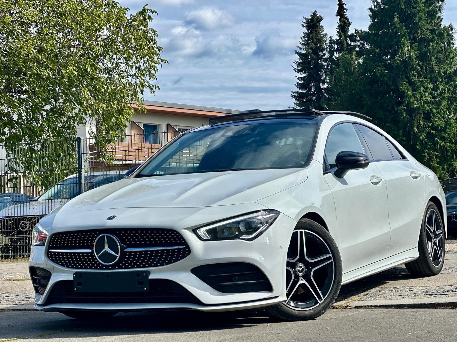 Mercedes-Benz CLA 180 AMG-Line Night-P Multibeam Pano foto 2