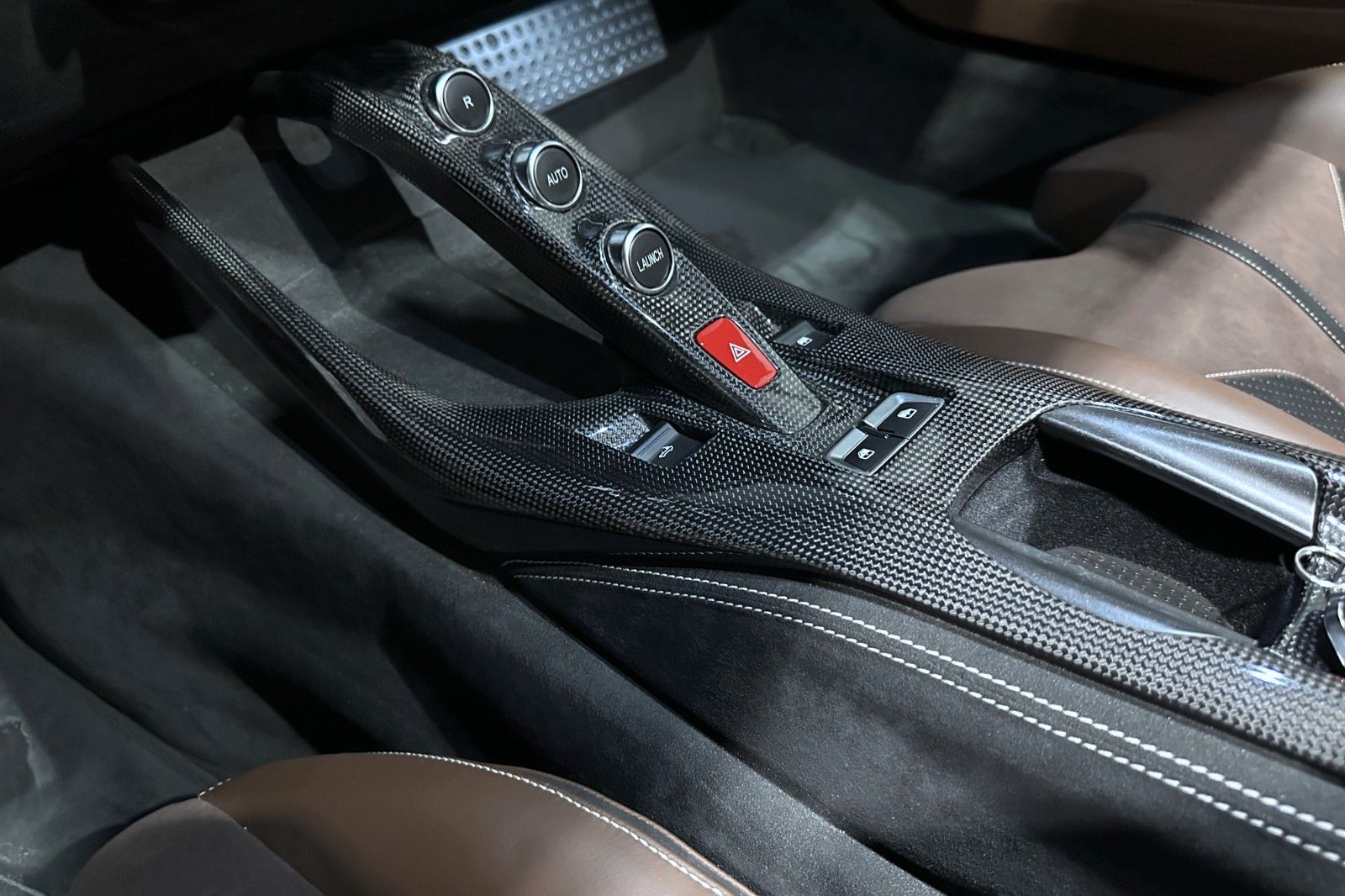 Fahrzeugabbildung Ferrari 812 GTS | 1. Hand | Lift | Carbon | ADAS